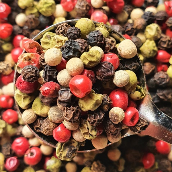 Ganzer Bunter Pfeffer Rosmarinus 3 - Rosmarinus (koreni-krumlov.cz / platce DPH) 