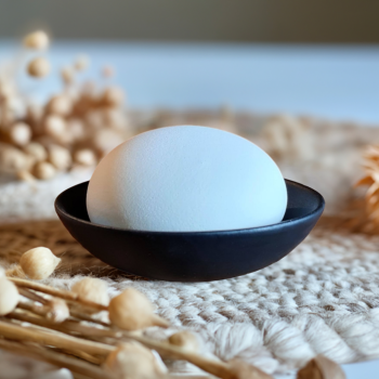 Schwarz-cremefarben Duftstein [product.brand] 3 - Rosmarinus (rosmarinus.eu) 